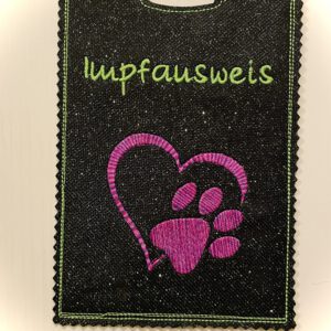 Impfausweishülle „Pfotenherz“ pink